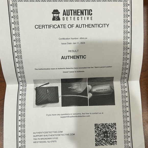 ❤️❤️ YSL SAINT LAURENT CLUTCH 🌺❤️ - Picture 17 of 17